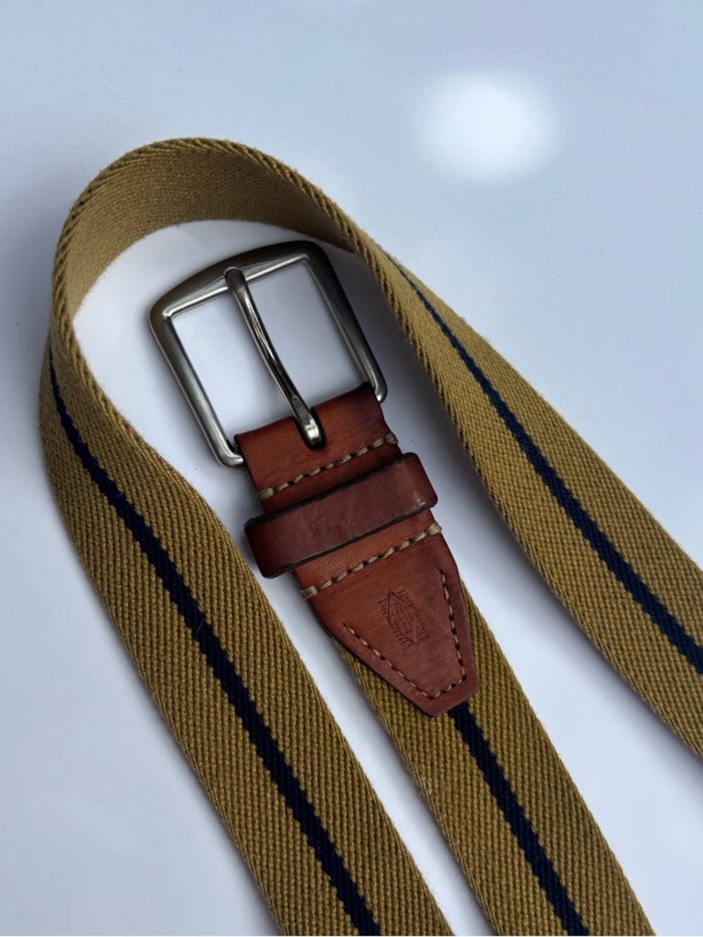Vintage cotton webbed belt with
Brown Leather buckle
38